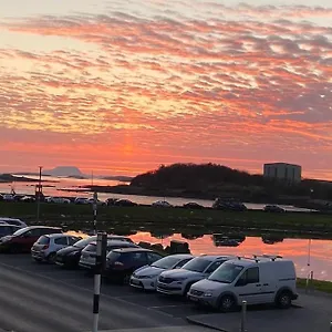 Sea View, 1st Floor, Harbour Mill, Quay Apartment